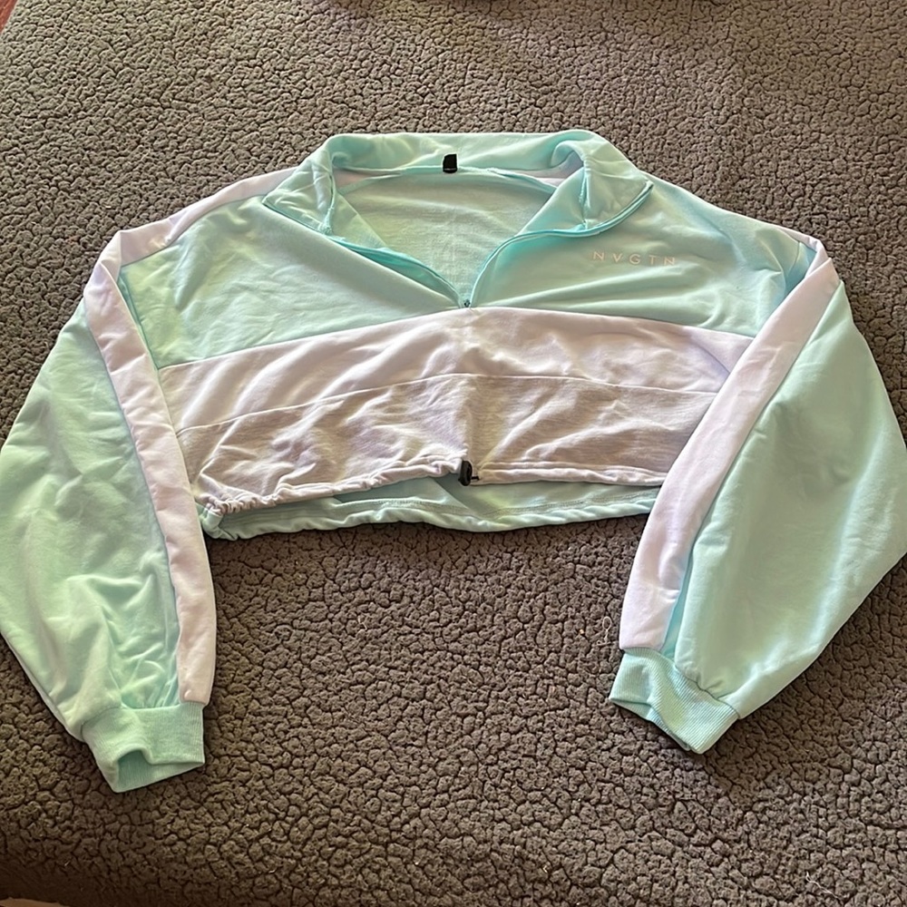 NVGTN Oversized cropped sweatshirt